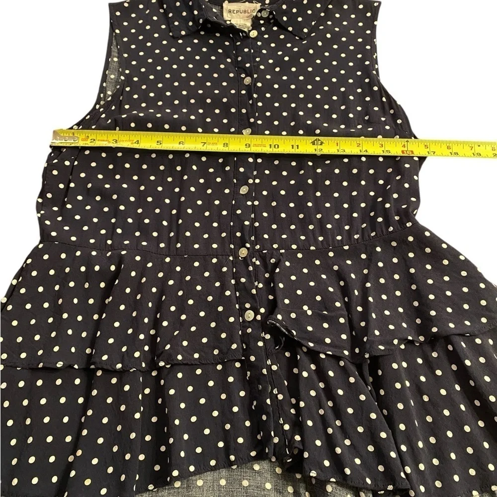 For the Republic Polka Dot Sleeveless Ruffle High Low Top Size M 100% Rayon - Picture 10 of 12